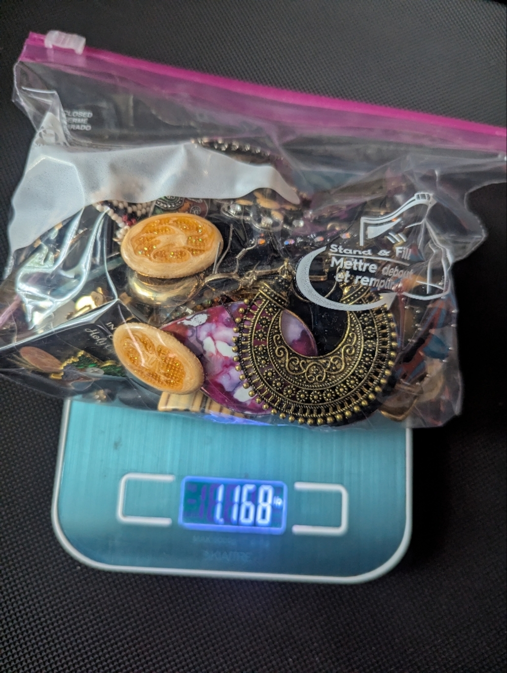 Scrap, for parts only. Jewelry Custom.